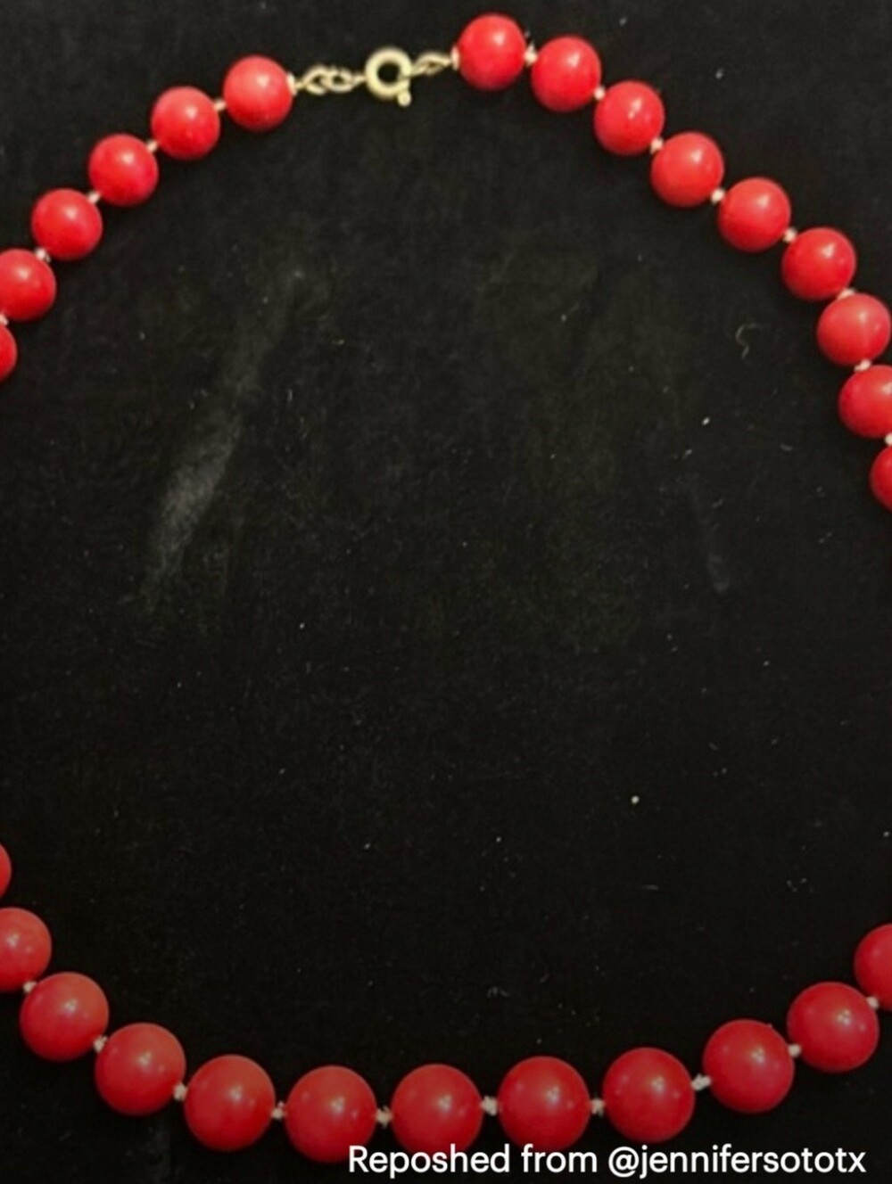 Vintage Red Beaded Necklace - Classic Women's Necklace